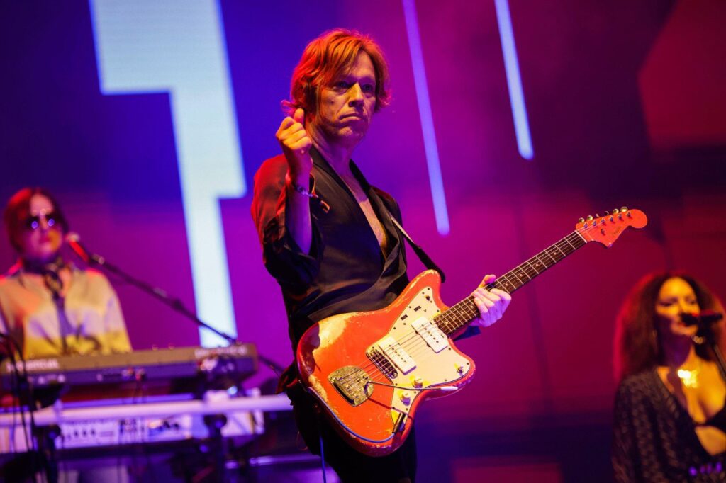 Il 2026 dei Foo Fighters inizia con un nuovo chitarrista: ecco chi ha preso il posto dell'infortunato Pat Smear