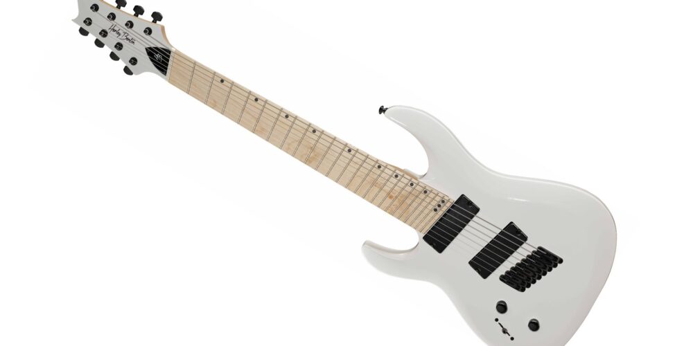 Ora Harley Benton presenta la R-458MN LH WH MultiScale pensata per i chitarristi mancini amanti delle otto corde