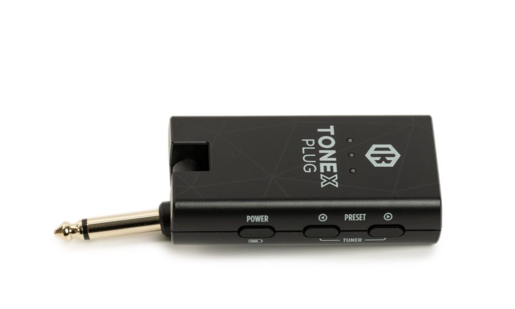 IK Multimedia TONEX Plug 005 FIN 2048x1229