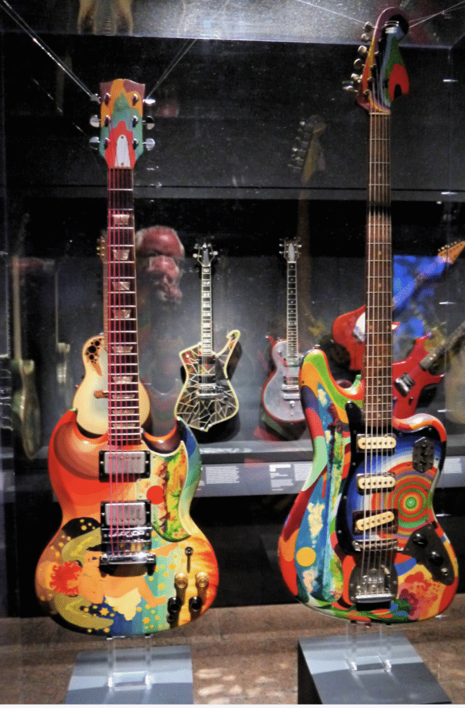 La Gibson SG "The Fool" suonata da Eric Clapton con i Cream sta per cambiare proprietario in una delle aste più importanti degli ultimi anni