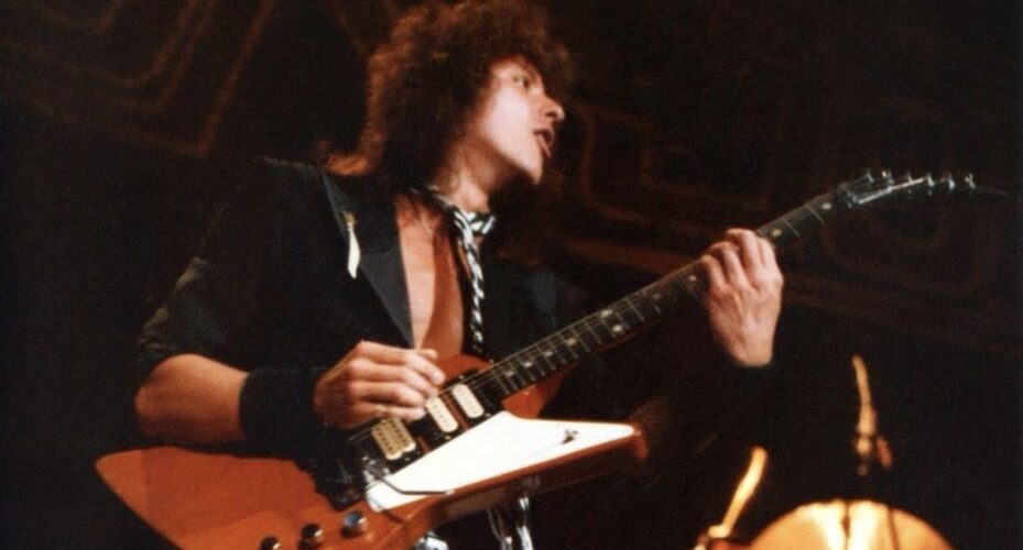 Ecco chi ha ritrovato e restituito la Gibson Explorer di Richie Sambora, rubata nell'85 e persa per 40 anni
