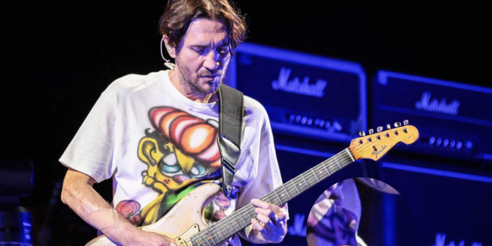 Un dettaglio sul body della Stratocaster bianca di John Frusciante ha riacceso una teoria tra i fan: quella chitarra era di Jimi Hendrix?