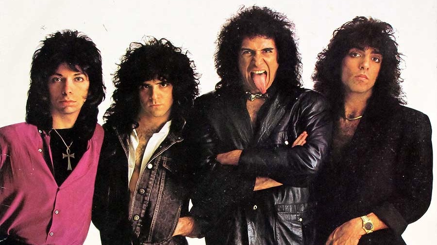 Dopo il farewell tour, KISS annunciano un nuovo live nel 2026: si tratta davvero della reunion della band?