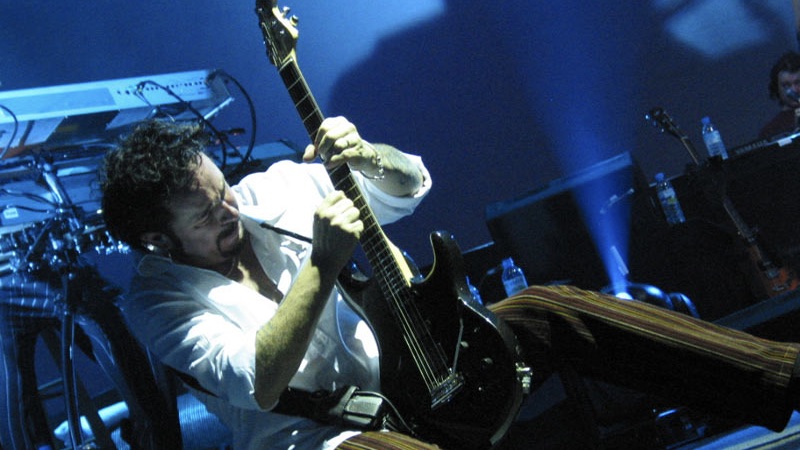 A volte basta una parola di troppo per perdere un occasione: ecco perché Steve Lukather è stato bannato dalla Berklee