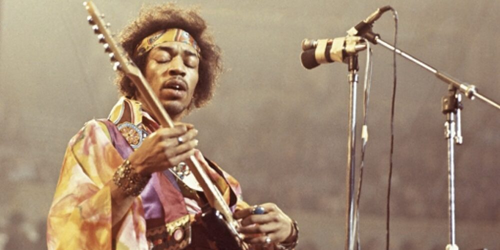Un contratto del 1966 decide ancora oggi chi guadagna dai diritti dalle canzoni di Jimi Hendrix: ecco il verdetto.