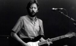 Ancora una notte di eccessi ha portato all' episodio che Eric Clapton stesso racconta in cui per uno scherzo è quasi stato sparato