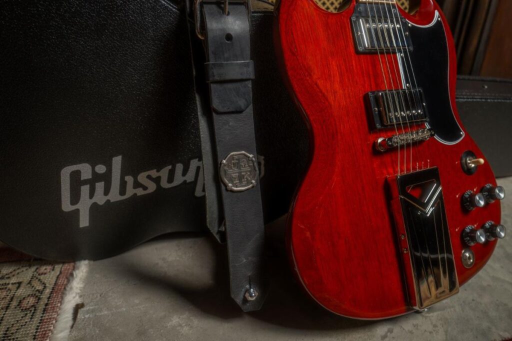 Gibson presenta la SG di Jake Kiszka dei Greta Van Fleet: look e specifiche della ’61 ma qualcosa cambia...