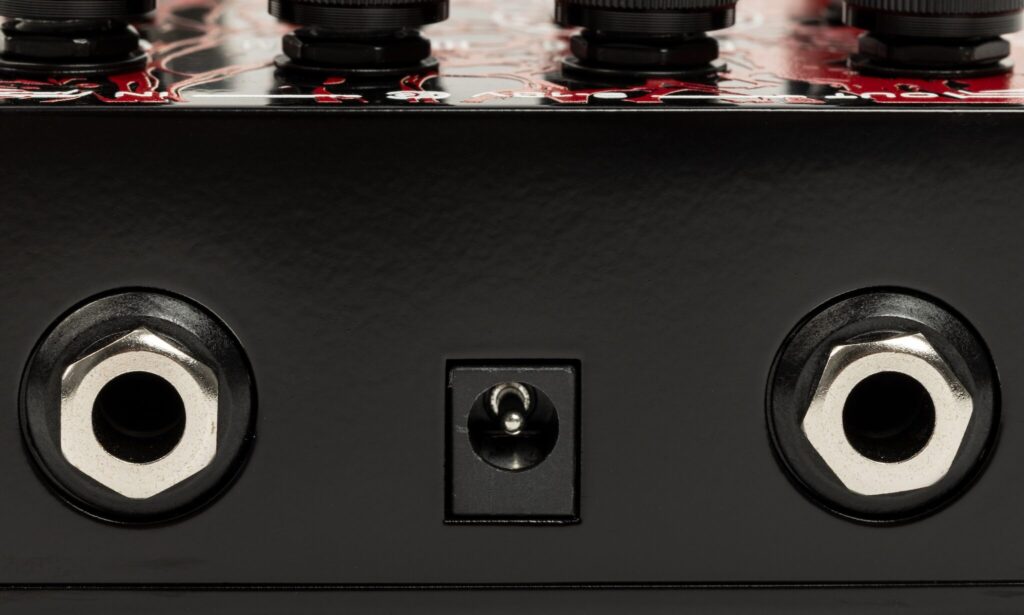 Thorn Soundlabs Magma Flex Metal Distortion 010 FIN 2048x1229