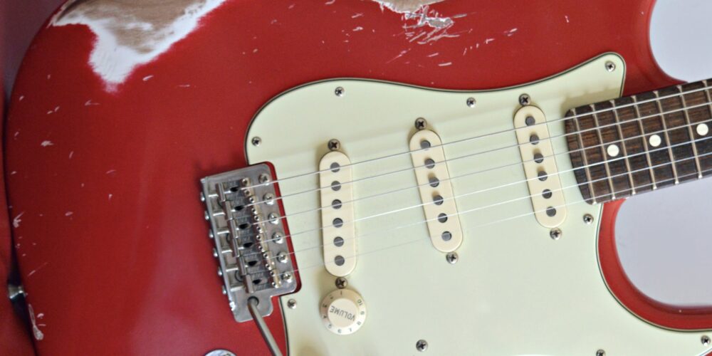 Un test universitario su una Stratocaster del 1964 riaccende il dibattito sul leggendario batch Korina di Fender.