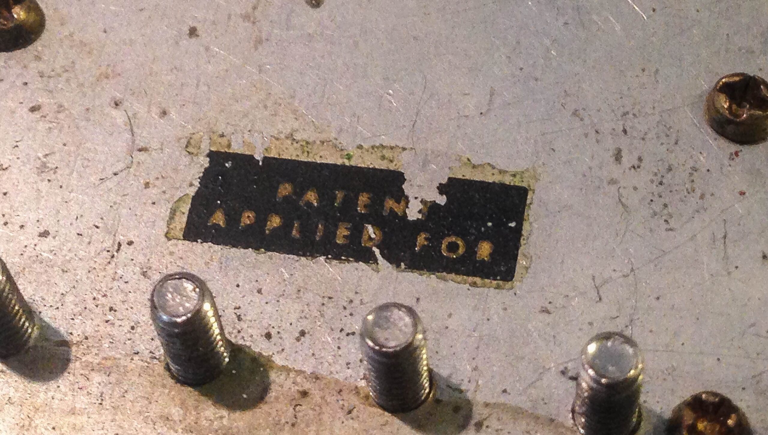 Perché i PAF del 1957 sono leggendari? Una teoria mette in discussione uno dei miti più diffusi sui primi pickup Gibson.