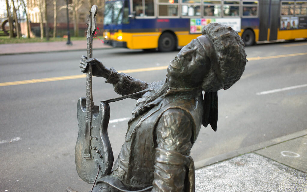 Finalmente la Jimi Hendrix Way ma New York non è la prima