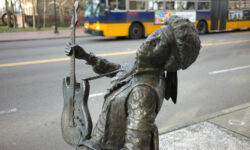 Dopo 56 anni di richieste arriva la Jimi Hendrix Way nel cuore di Greenwich Village, accanto agli Electric Lady Studios.