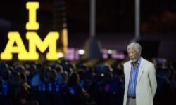 Morgan Freeman debutta nel blues con un album che coinvolge Taj Mahal, Keb' Mo' e altri protagonisti della chitarra americana.
