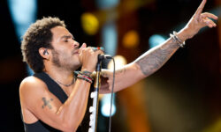 Lenny Kravitz racconta come una rara Les Paul acquistata in circostanze strane sia diventata la sua chitarra da studio più importante.