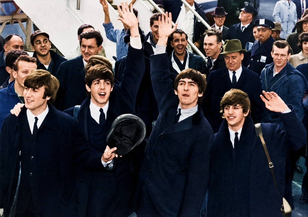 Quando le guardie del corpo non bastarono a fermare a Beatlemania in aeroporto la polizia provò un metodo alternativo.