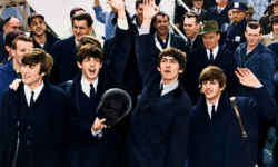 Quando le guardie del corpo non bastarono a fermare a Beatlemania in aeroporto la polizia provò un metodo alternativo.