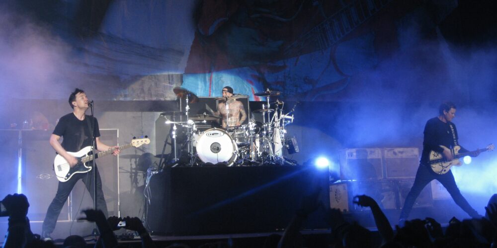 È ufficiale: i Blink-182 tornano in Italia nel 2027 ali I-Days: ma cosa è succeso prima di avere la vera conferma?