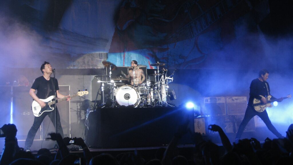 È ufficiale: i Blink-182 tornano in Italia nel 2027 ali I-Days: ma cosa è succeso prima di avere la vera conferma?