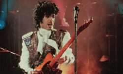 Paul McCartney ha rivelato l'esistenza di una cover inedita di Prince di un classico Beatles. E ora vorrebbe farla ascoltare al pubblico.