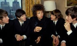 Un malinteso di Bob Dylan su un testo dei Beatles ha creato una notte entrata nella leggenda: ecco cosa è successo davvero.