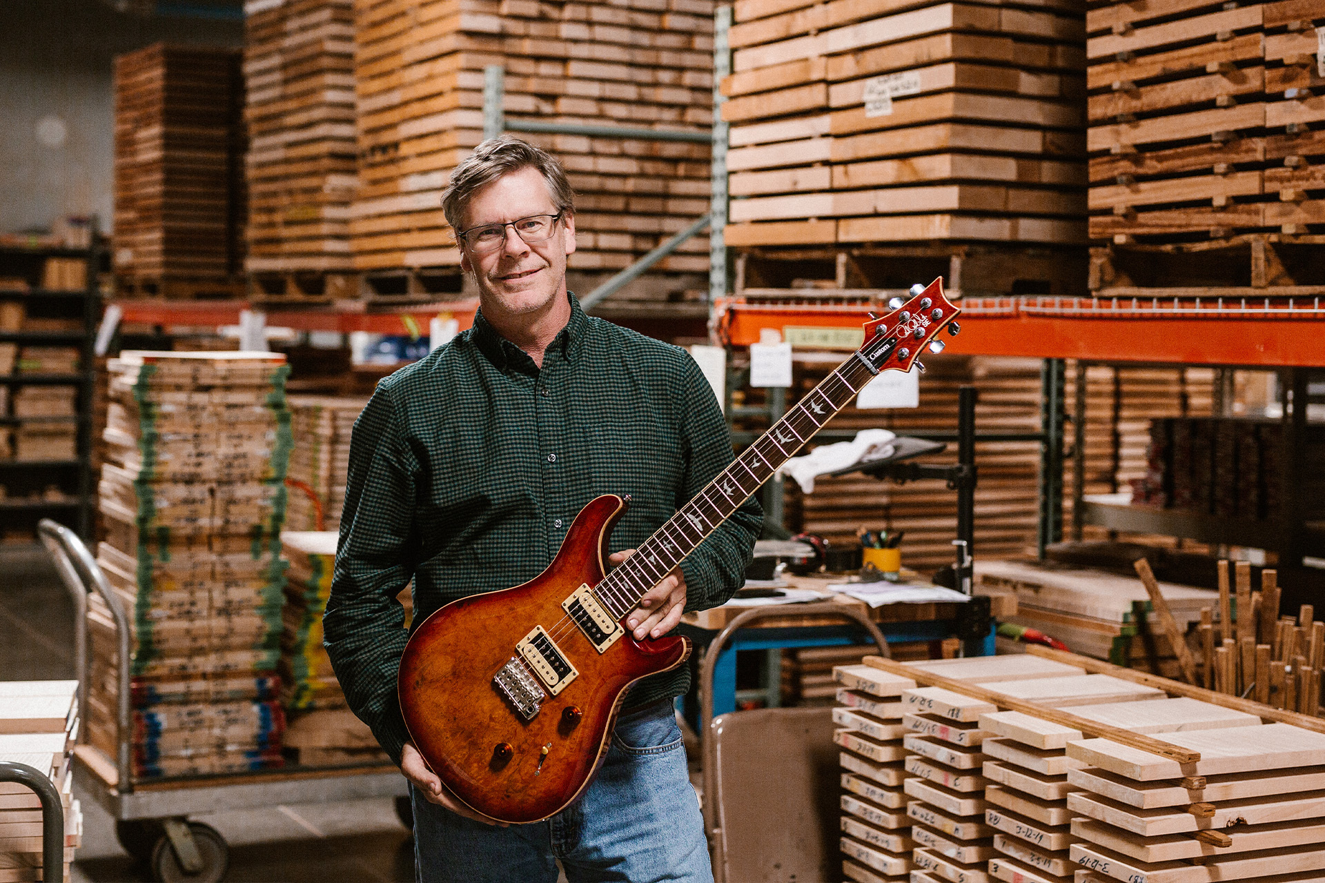 PRS Guitars ha nominato il primo CEO della sua storia. Ecco cosa farà Jack Higginbotham e quale sarà il ruolo di Paul Reed Smith.