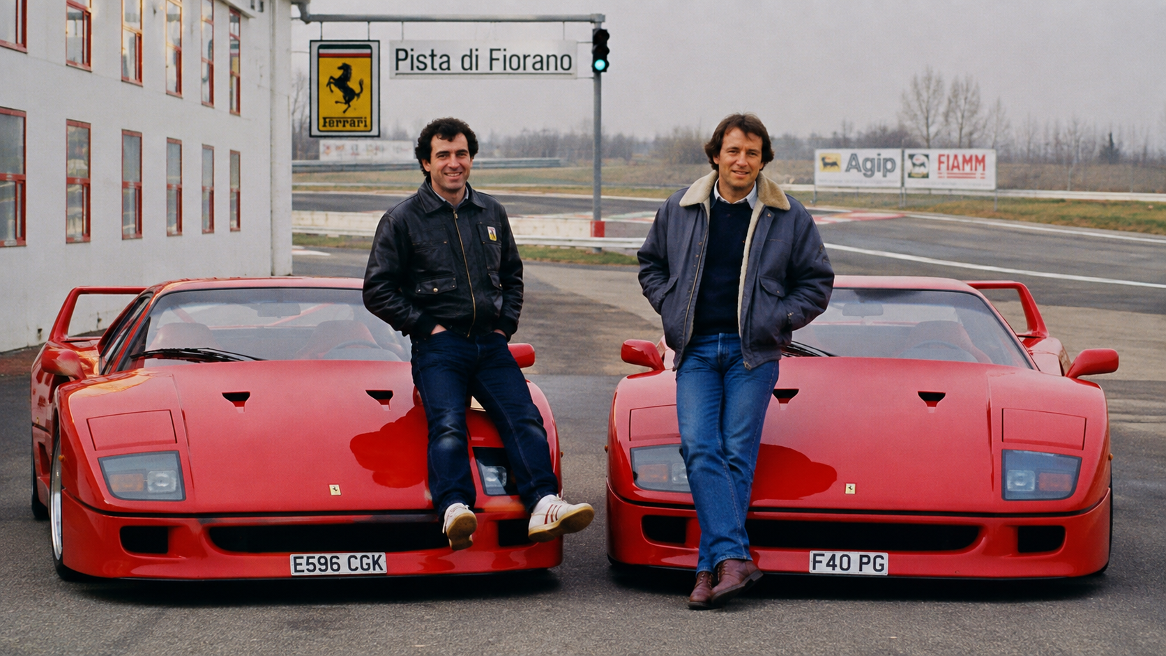 La storia della speciale Ferrari F40 di David Gilmour comprata isnieme a Nick Mason, dall'acquisto alle sue ultime notizie.