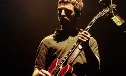 Oltre 100 ore e 63 concerti degli Oasis finiscono all’asta: la band è preoccupata per la vendita dell'archivio di registrazioni.