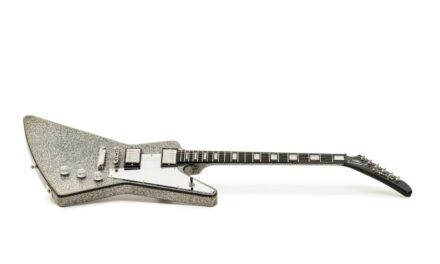 Recensione Epiphone Lzzy Hale Explorer Custom – chitarra rock seria con tanto glitter