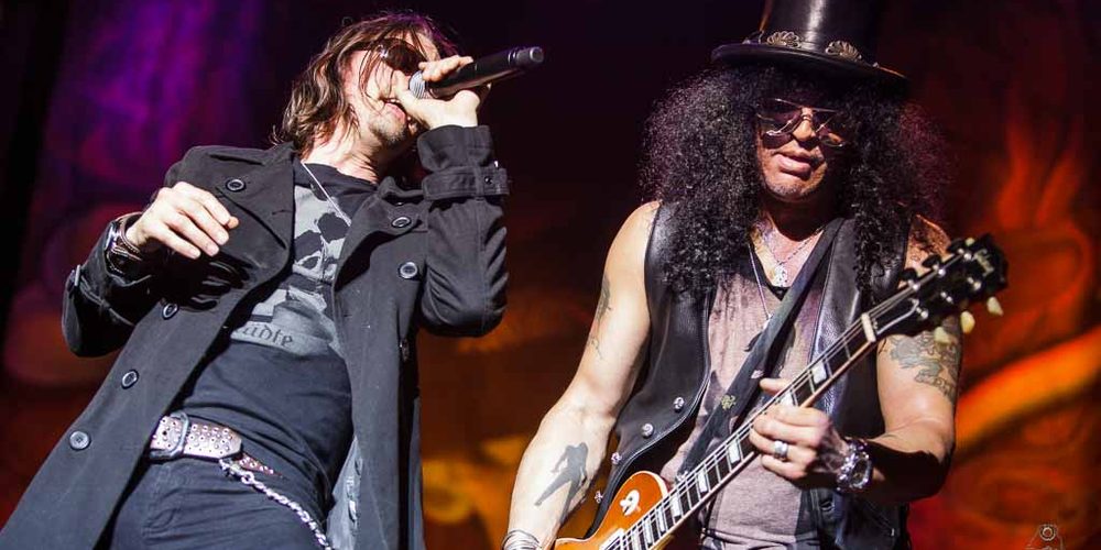 Slash torna con Myles Kennedy e The Conspirators e un nuovo album: Flying Blind esce il 26 febbraio 2027. Due concerti in Italia a giugno.