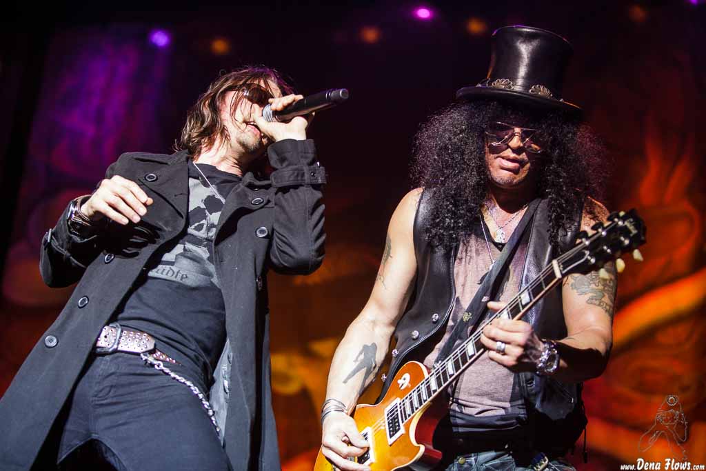 Slash torna con Myles Kennedy e The Conspirators e un nuovo album: Flying Blind esce il 26 febbraio 2027. Due concerti in Italia a giugno.