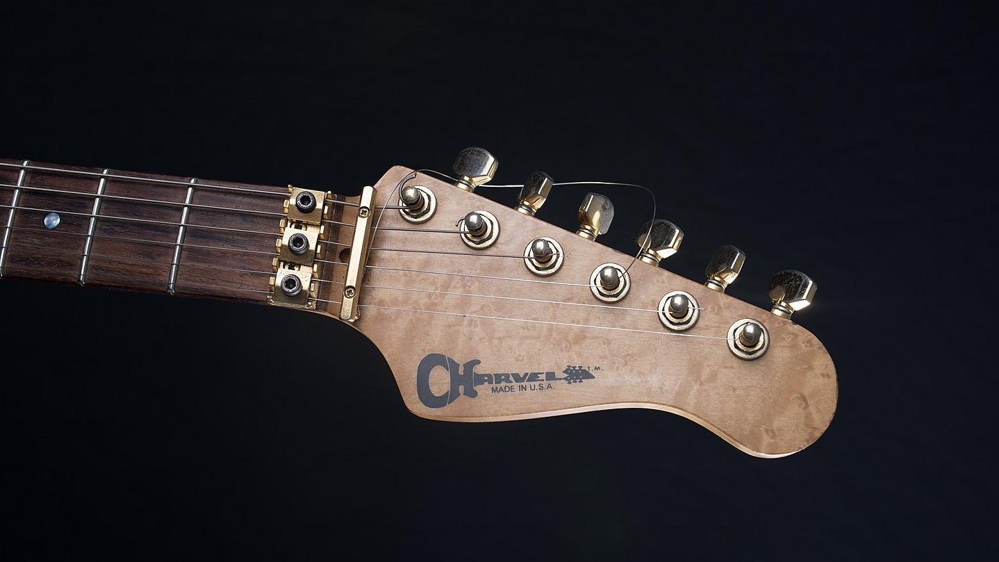 Ecco la vera storia di Wayne Charvel: il liutaio che cambiò la chitarra rock portandola su un altro livello.