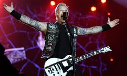 James Hetfield chiarisce il ruolo dei concerti dei Metallica: ecco la posizione della band su politica e sociale dal palco.