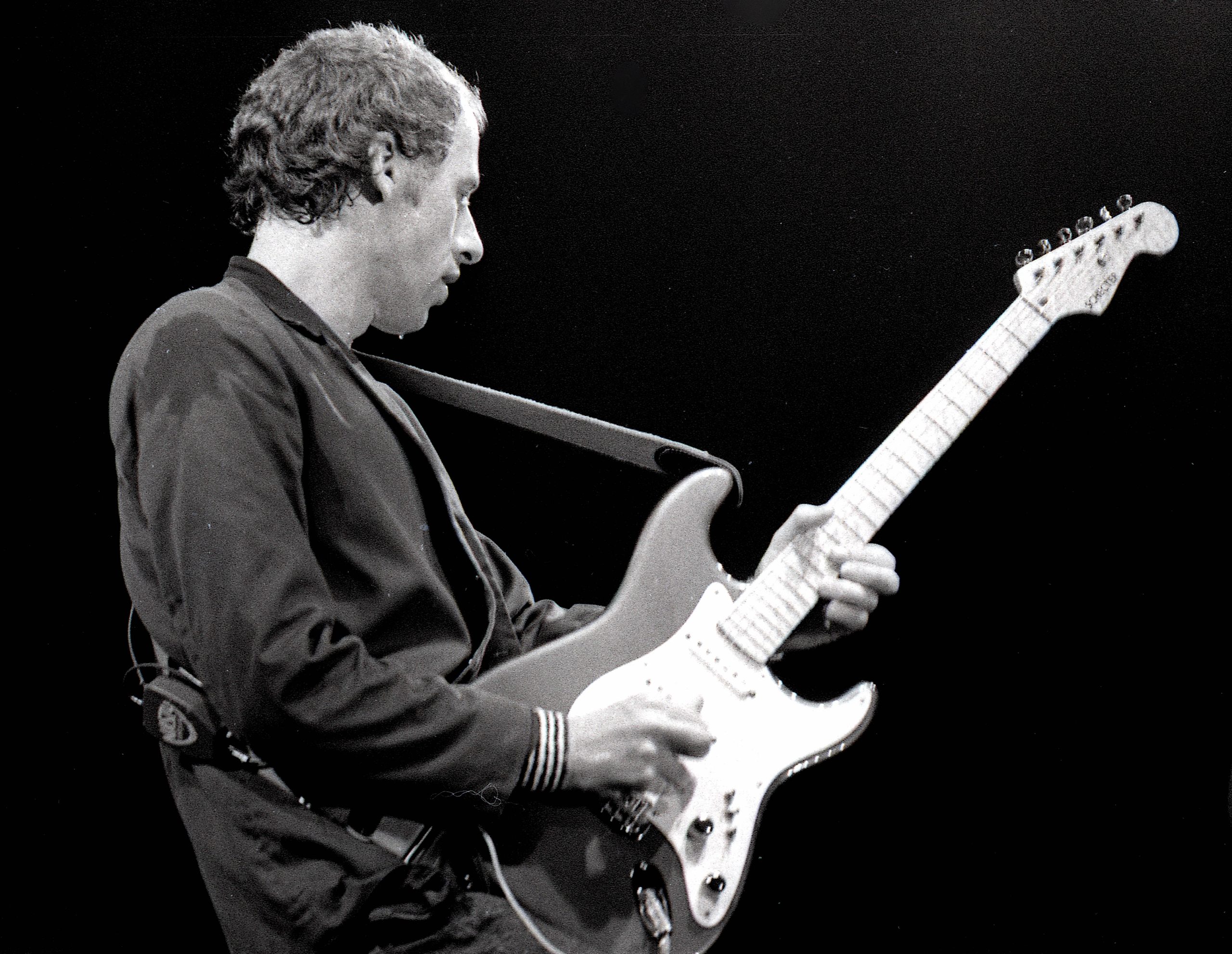 Snippet 1: Mark Knopfler ricorda l'unico brano dei Dire Straits che gli manca suonare dal vivo e il perché.