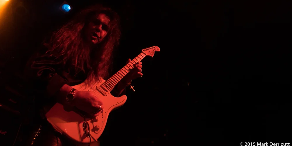 Una cassetta dimostrativa, diverse telefonate e un contatto con i Kiss mai concretizzato: il retroscena raccontato da Yngwie Malmsteen.