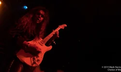 Una cassetta dimostrativa, diverse telefonate e un contatto con i Kiss mai concretizzato: il retroscena raccontato da Yngwie Malmsteen.